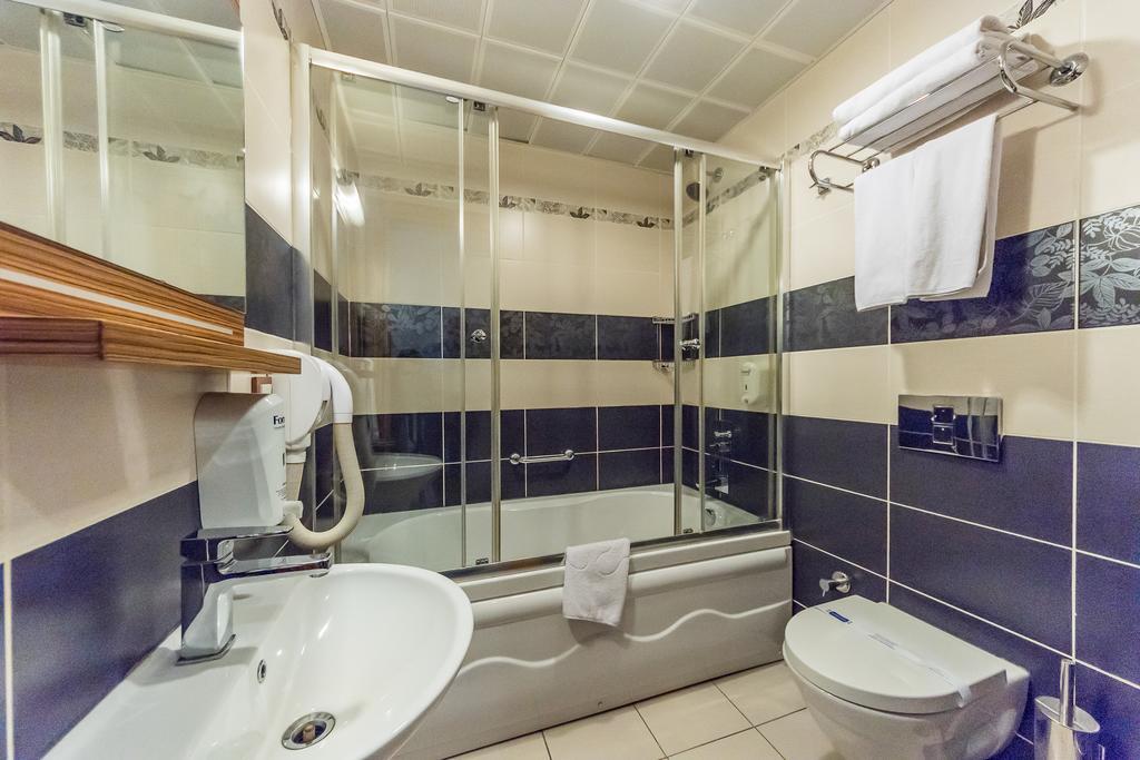 Hotel Almina Park Duzce Buitenkant foto